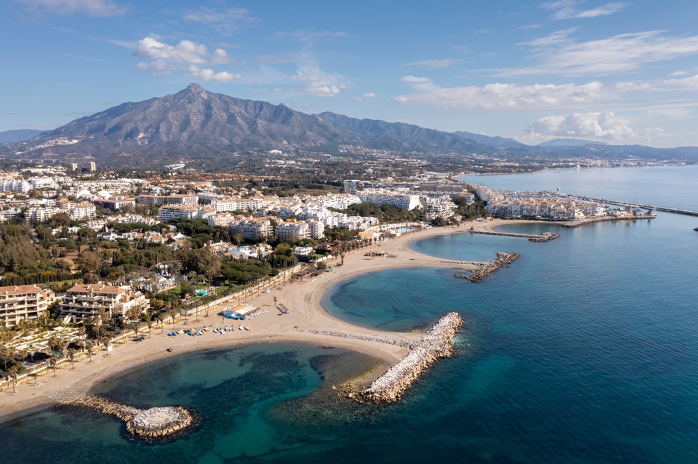 Guide to villas for sale in Nueva Andalucía