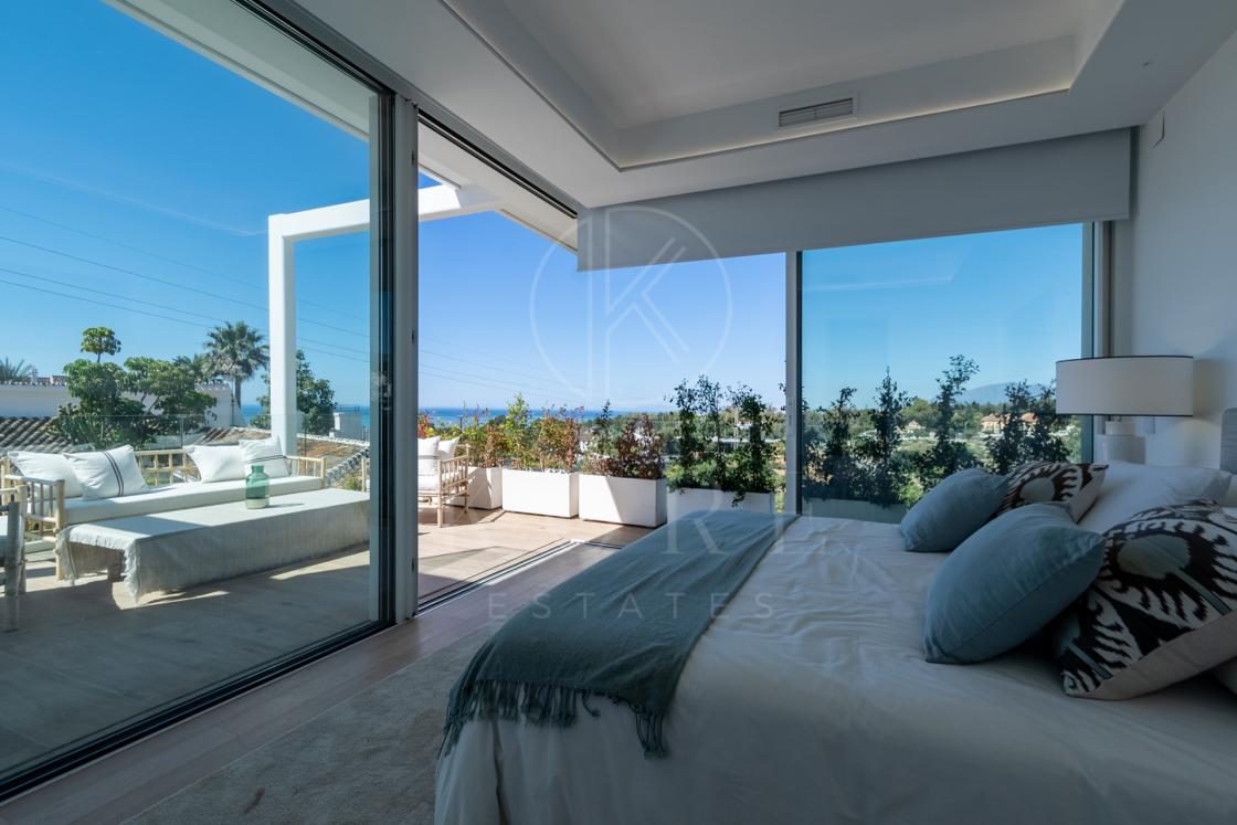 Villa for sale in El Mirador, Marbella
