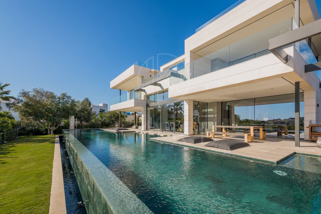 Vilă de vânzare în Lomas del Virrey, Marbella Golden Mile