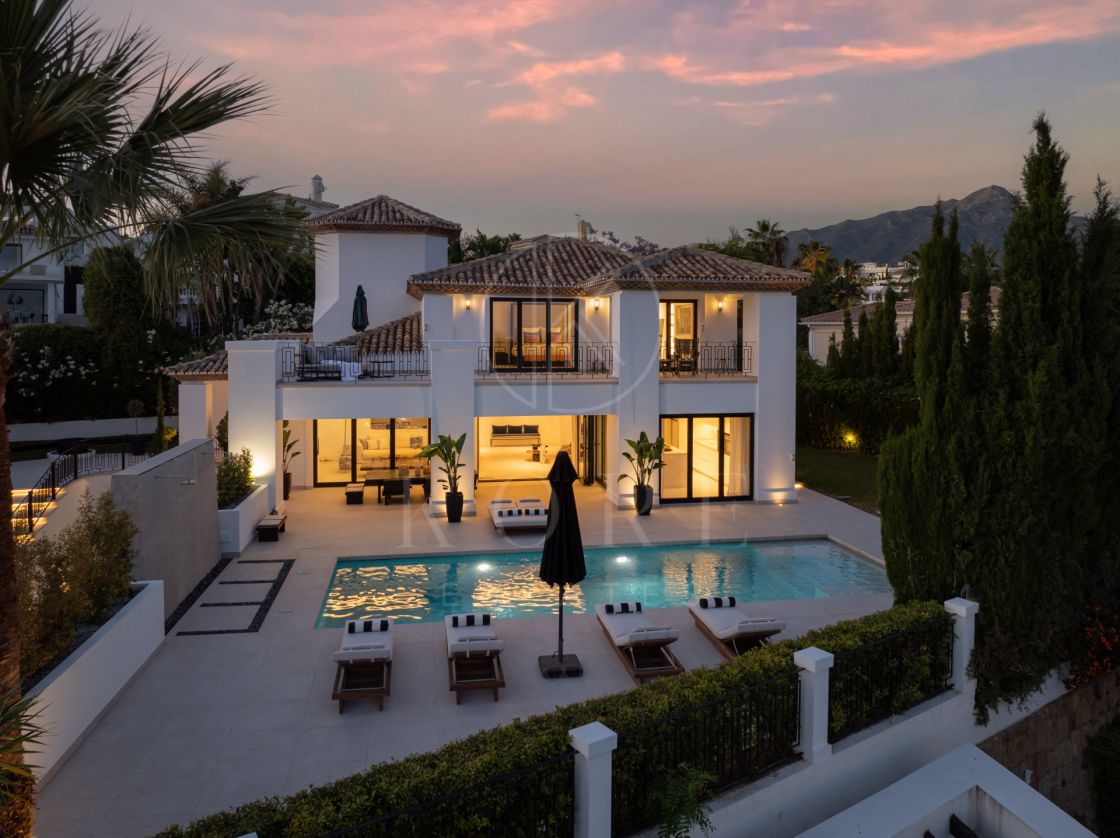 Villa Nueva Andalucía - Close to Los Naranjos Golf Club in Nueva Andalucía