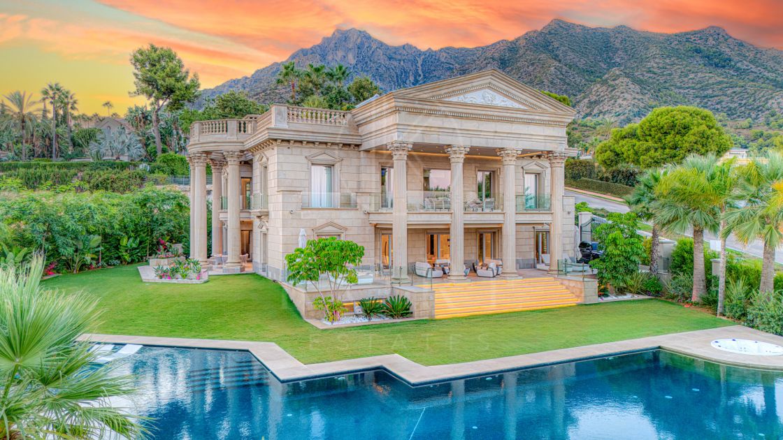 An architecturally unique, south-facing property located in the exclusive gated community of Sierra Blanca on Marbella’s prestigious Golden Mile