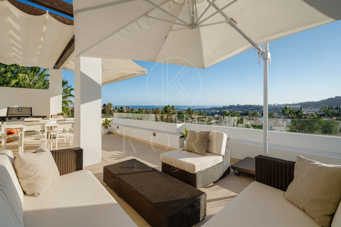 Elegant duplex penthouse in Aloha, Marbella with 3 bedrooms