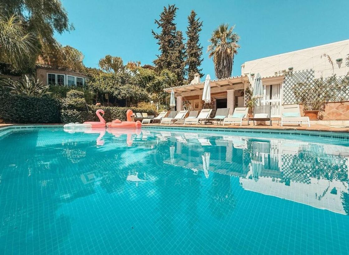 Villa for sale in Nueva Andalucia, Marbella