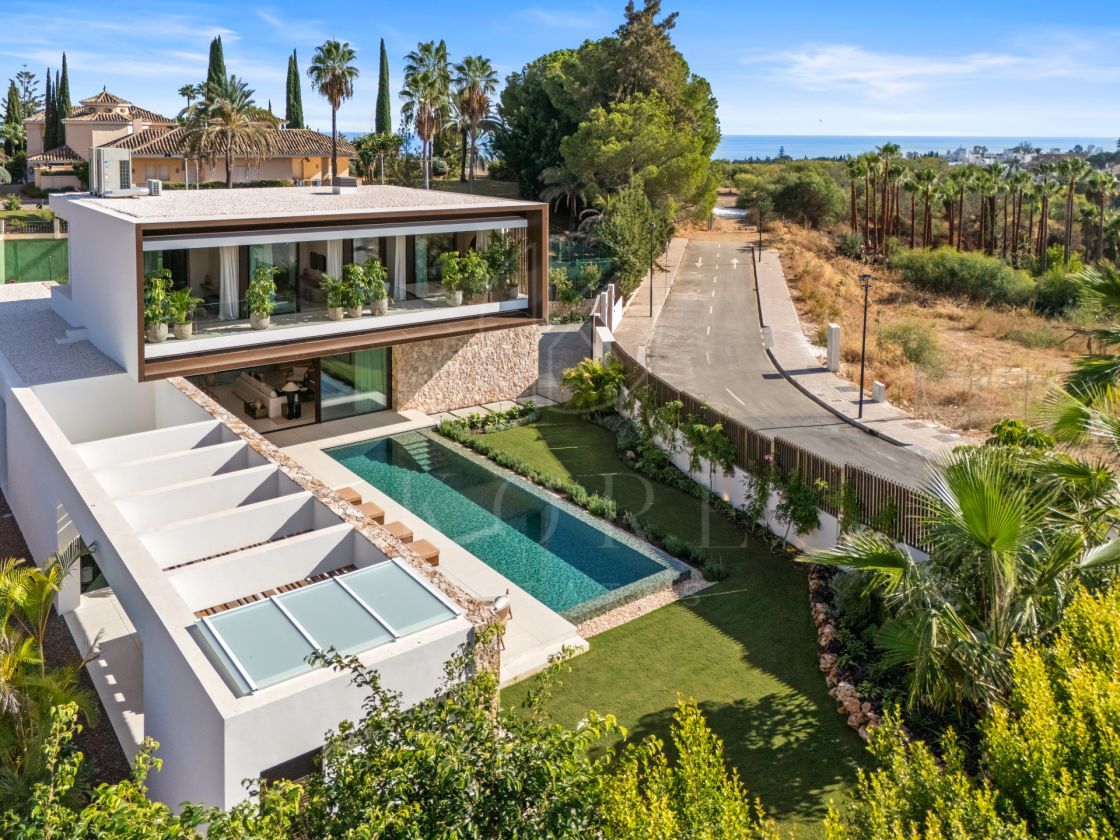 Villa en venta en Las Lomas del Marbella Club, Marbella Golden Mile