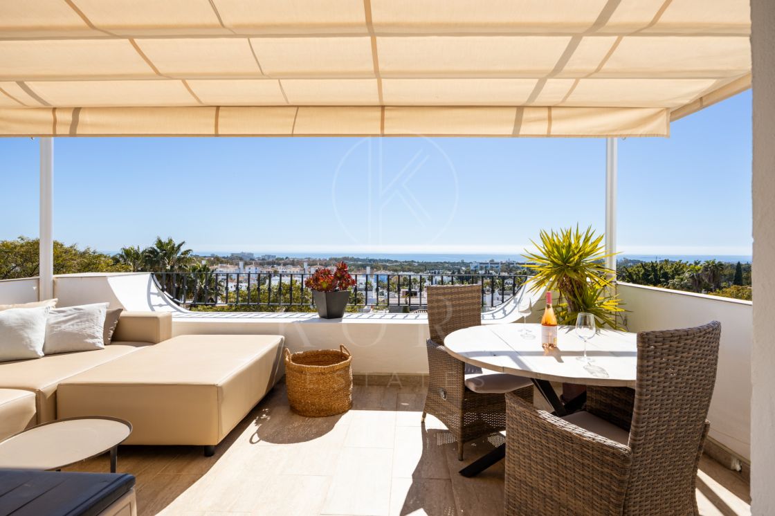 Penthouse de vânzare în El Paraiso, Estepona East
