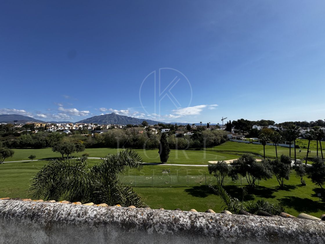Exceptional Five-Bedroom Duplex Penthouse in Guadalmina Baja