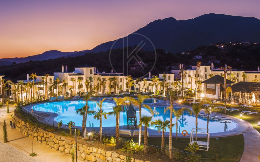 Dúplex contemporáneo en una urbanización de prestigio