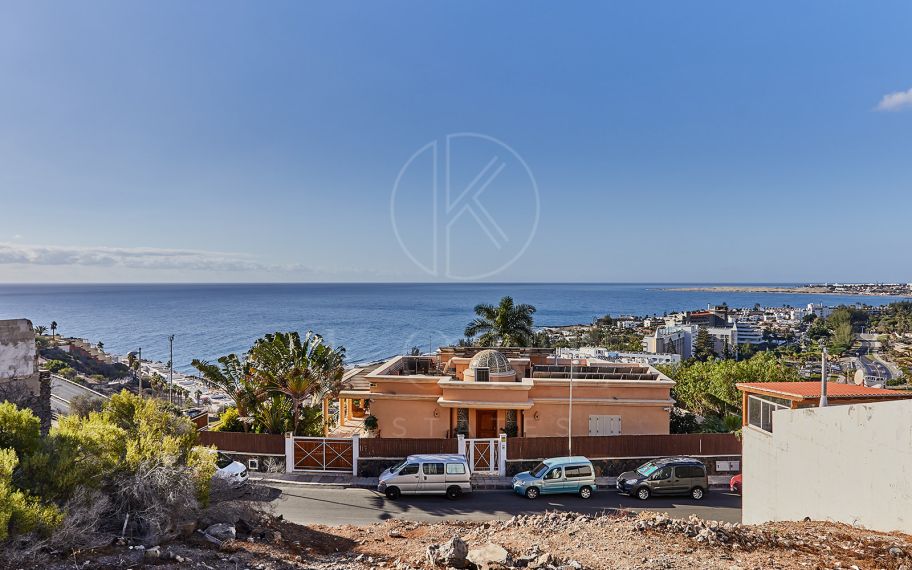 Unique Investment in the most luxury area of San Agustin! 