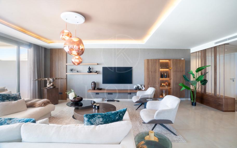 STUNNING APARTMENT IN MARBELLA