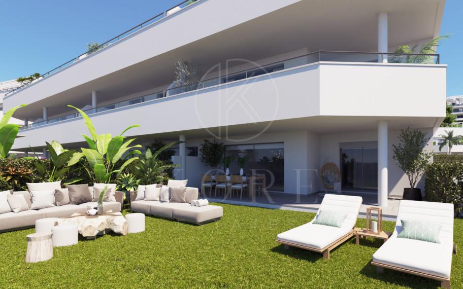 Ground Floor Apartment for sale in Cancelada, Estepona East