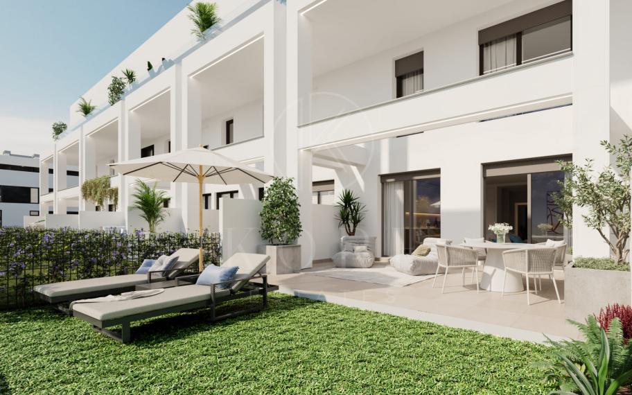 Ground Floor Duplex for sale in Cancelada, Estepona East