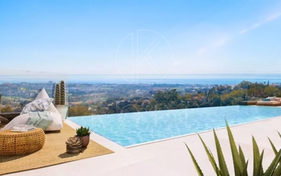 Semi Detached Villa for sale in Benahavis