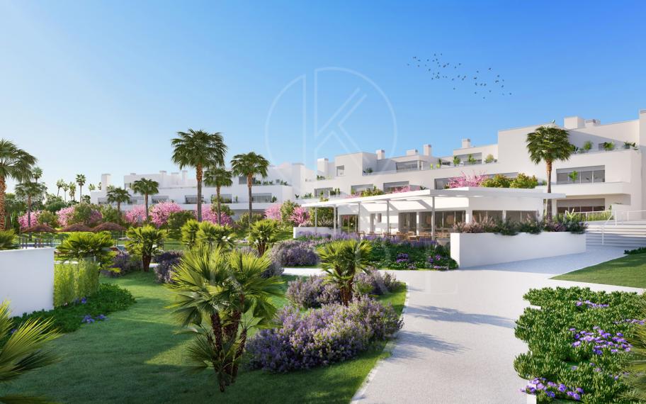 Ground Floor Apartment for sale in New Golden Mile, Estepona East