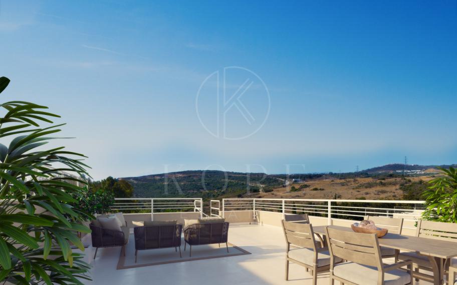 Apartment for sale in Estepona Golf, Estepona West
