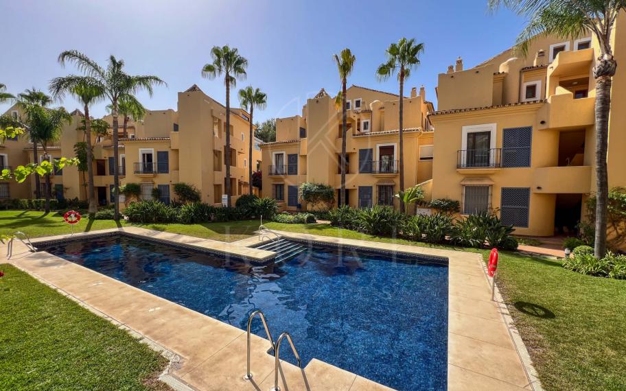 Spectacular double apartment with 5 bedrooms for sale in Nagüeles, Marbella