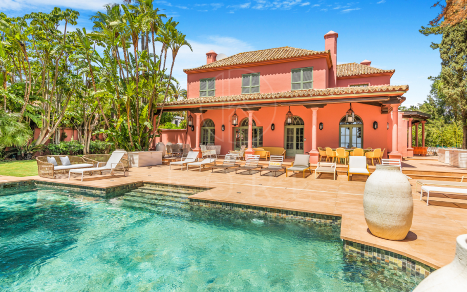 Magnificent six bedroom Villa located in Hacienda Las Chapas, Marbella, with stunning sea views