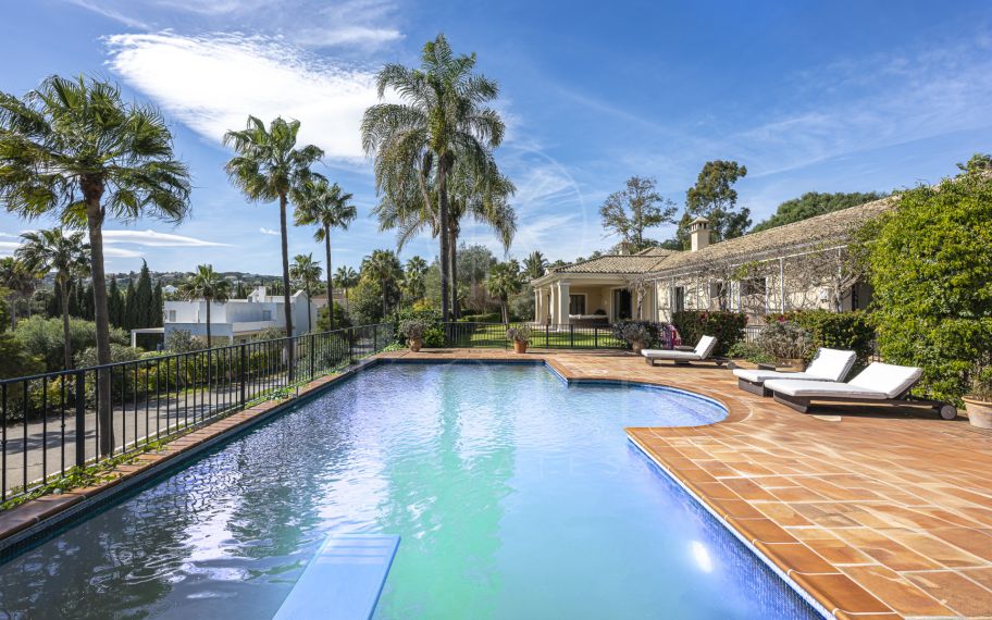 Magnífica villa de estilo clásico andaluz en Sotogrande