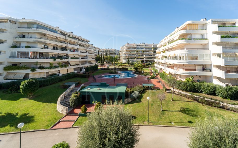 Apartment for sale in Guadalmina Alta, San Pedro de Alcantara