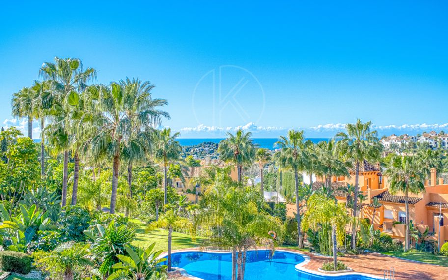 Incredible four bedroom, south west facing townhouse in the gated community, Paraiso Bellevue
