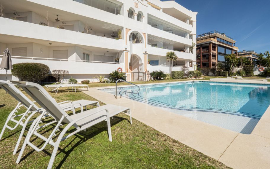Spacious Three Bedroom, South-Facing Ground Floor Apartment in La Herradura, Marbella