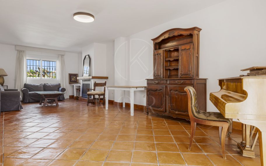 Charming Andalusian Townhouse in Tiro de Pichón, San Pedro de Alcántara