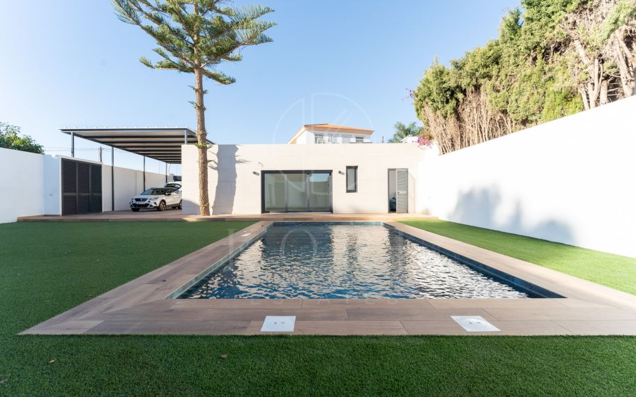 Villa for sale in El Coto, Mijas Costa
