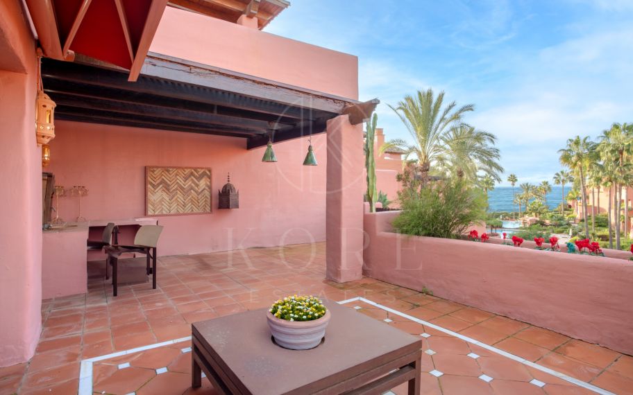 Impressive three bedroom south facing duplex penthouse in the prestigious and gated beachfront community Menara Beach with sea views