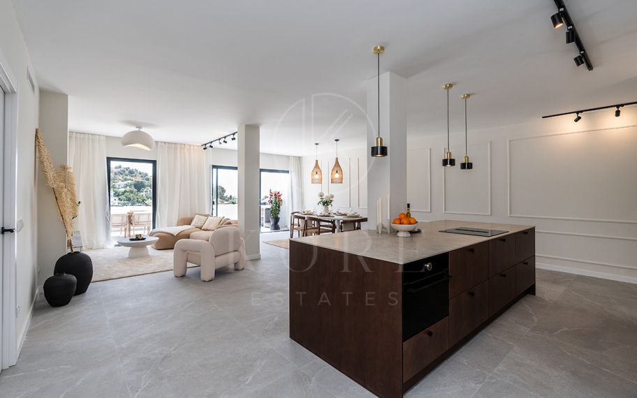 Apartamento reformado y super amplio con vistas al mar, golf y montaña en La Quinta Golf