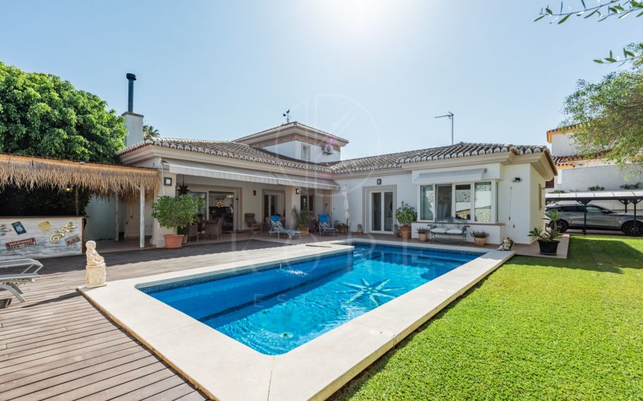 Elegante Villa de 6 Dormitorios en Sierrezuela – Un Refugio Familiar con Estilo y Carácter