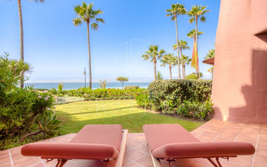 Apartament la parter de vânzare în Menara Beach, Estepona East