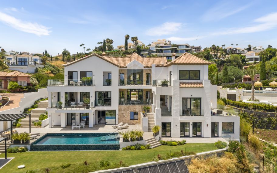 Amazing Villa - Located in Los Flamingos, with open views to the sea and the mountains, this exclusive villa sits on a plot of over 2,000 m²