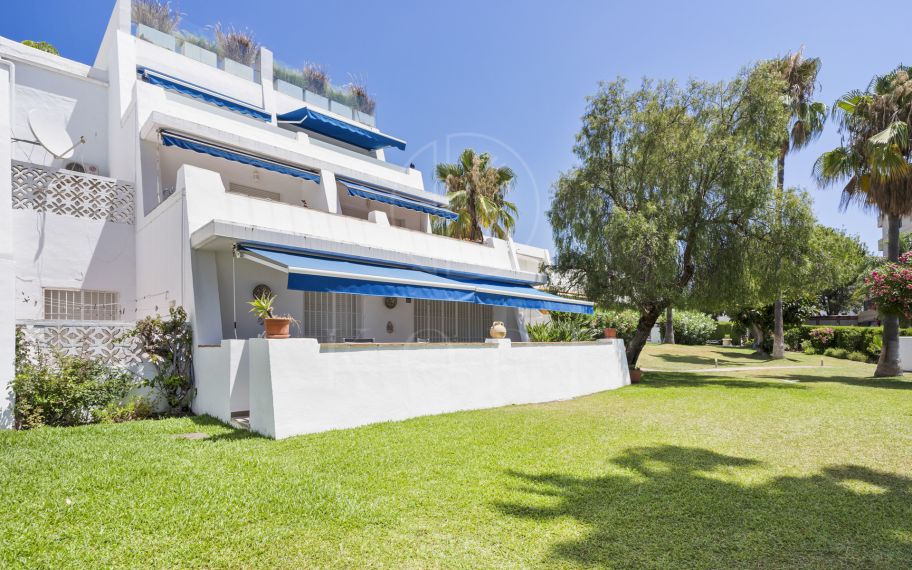 Amplio apartamento de 3 dormitorios – Nueva Andalucía, a pasos de Puerto Banús