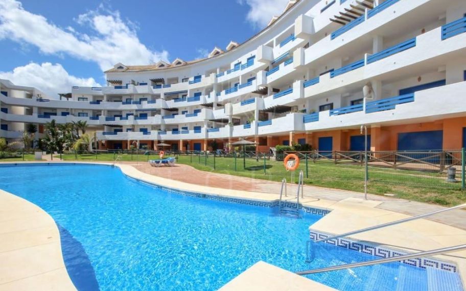 Impecable apartamento en planta baja en Duquesa Suites, Manilva