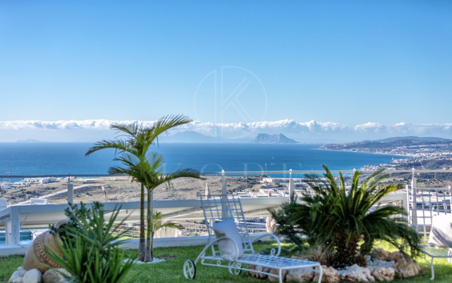 Exclusiva Villa Panorámica en venta en la Sierra de Estepona