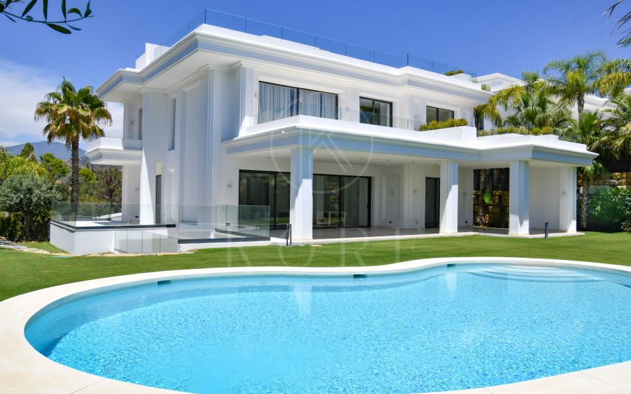 EXCLUSIVAS VILLAS INDEPENDIENTES EN LOMAS DE MARBELLA CLUB