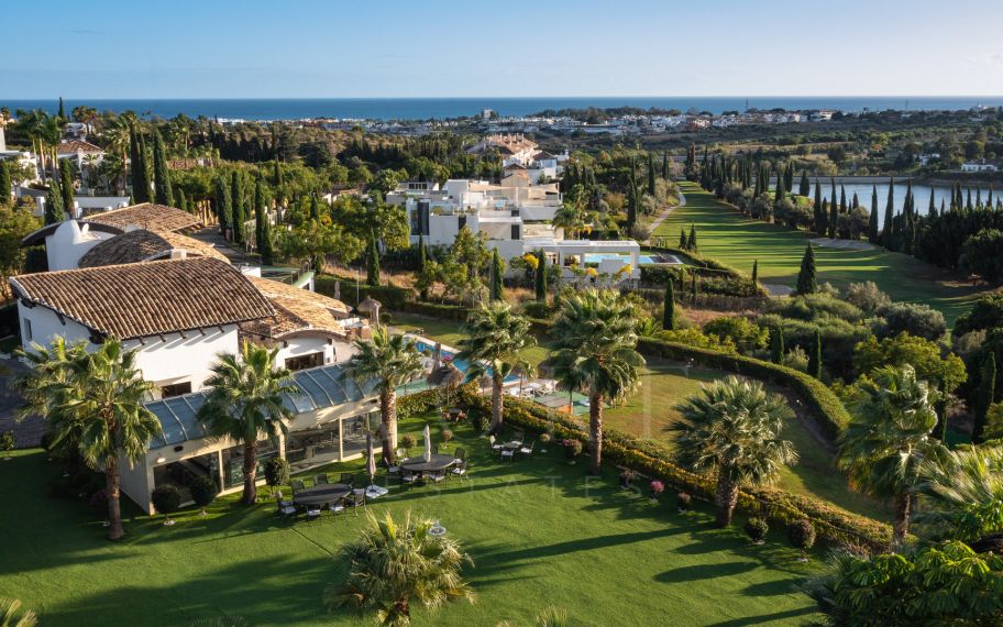 Luxury Villa in Los Flamingos, Benahavis – Exclusive 8-Bedroom Residence with Sea Views