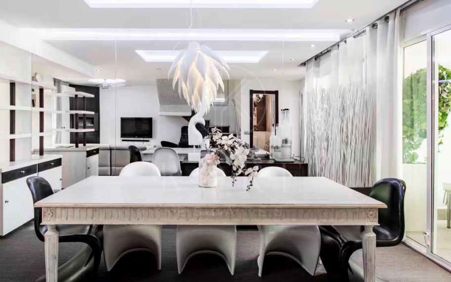 Espectacular Adosado de 5 Dormitorios en Altos del Rodeo