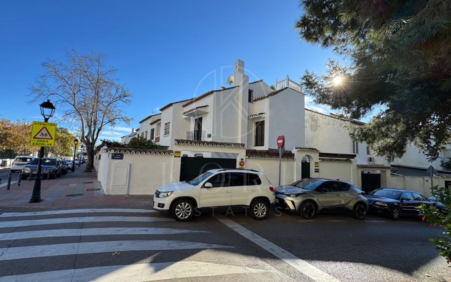 Casă înșiruită de vânzare în El Mirador, Marbella