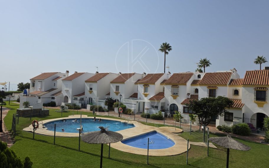 Magnificent Beachfront Semi-Detached Townhouse