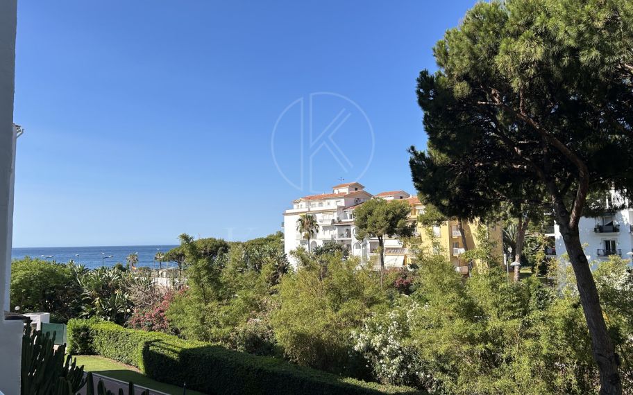 Apartamento listo para entrar en Playas del Duque !!!