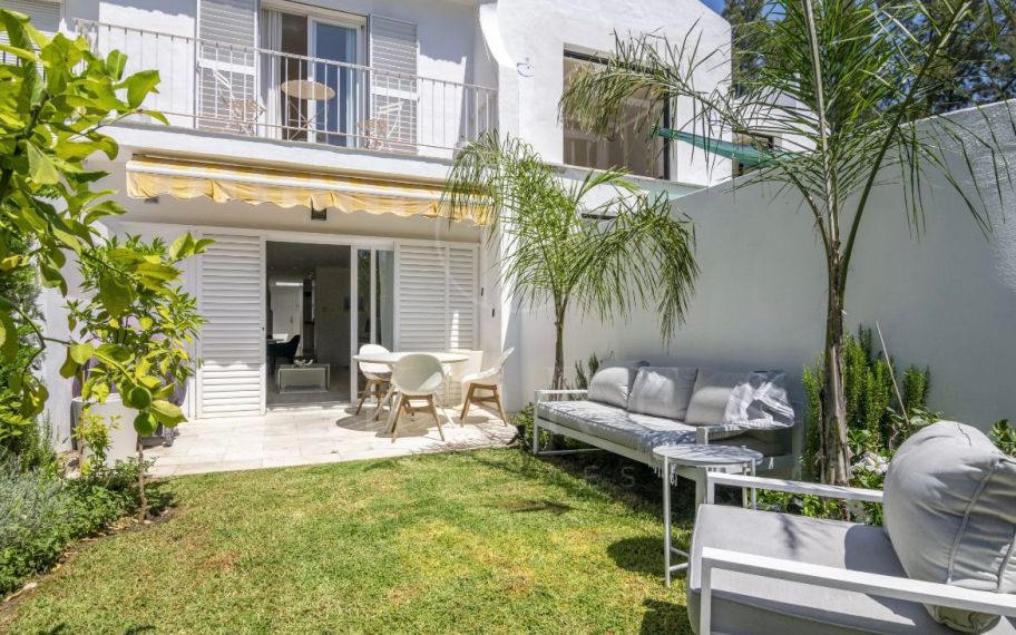 Duplex Townhouse, Peña Blanca, Nueva Andalucía