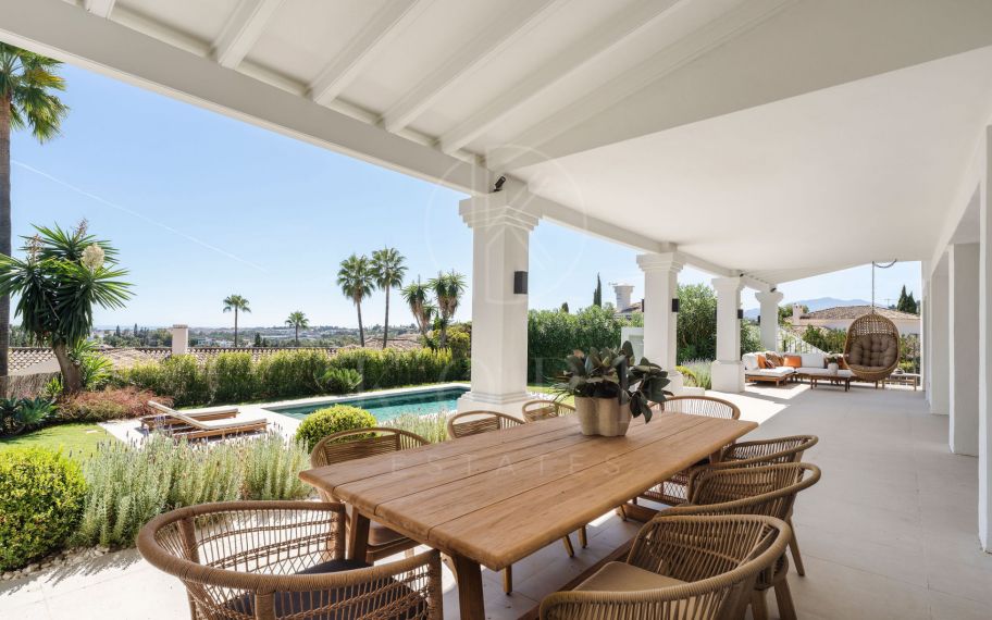 Bienvenido a Villa Rosalia — Un Retiro Refinado en Nueva Andalucía, Marbella