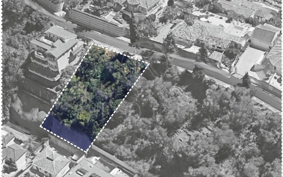 Parcela de 580 m² en zona residencial