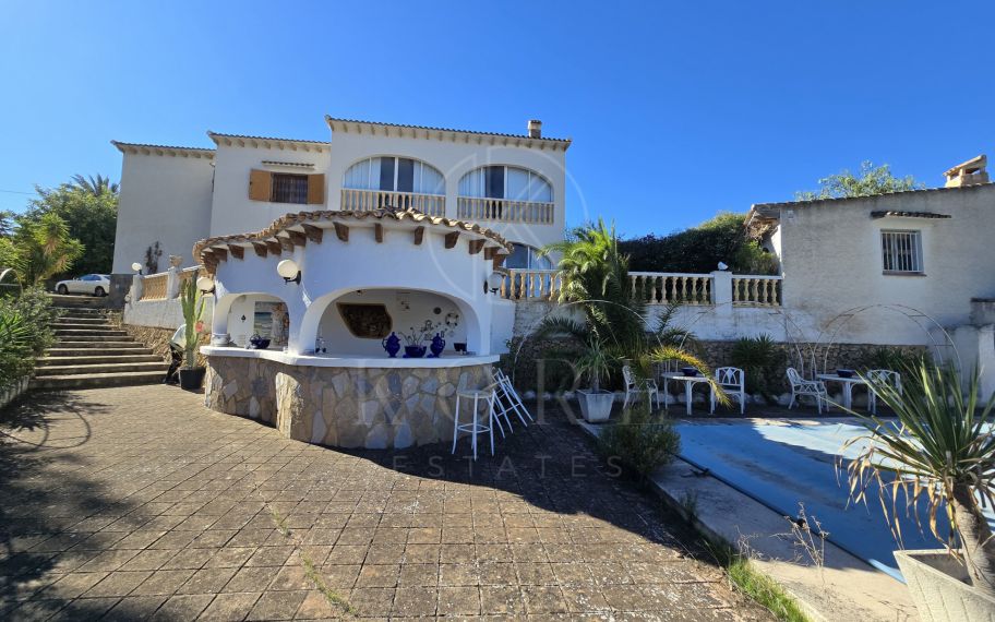 Exclusive detached villa located in one of the most sought-after areas of L'Alfàs del Pi