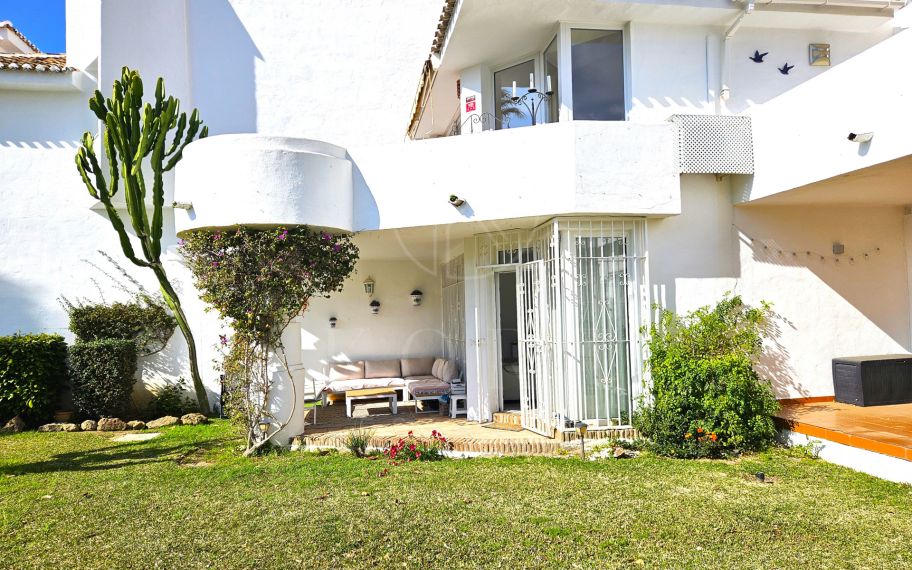 Apartamento en venta en Calahonda, Mijas Costa
