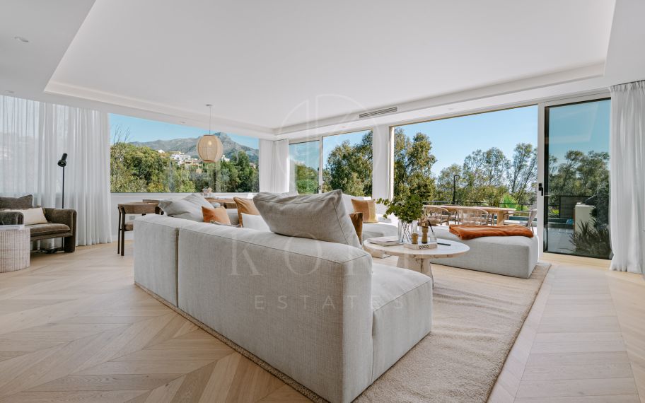 Apartament la parter de vânzare în Nueva Andalucia, Marbella