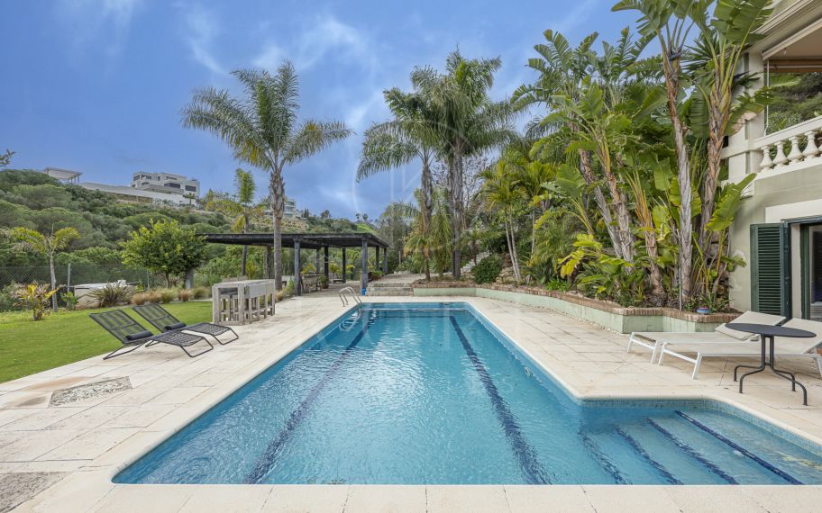 PRIVATE CORNER HOUSE SOTOGRANDE GATED SOTOGOLF