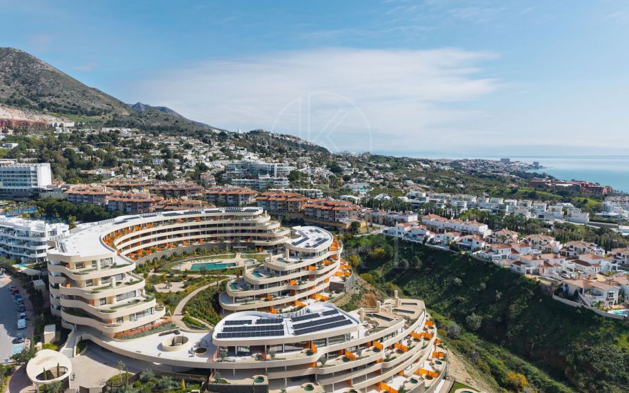 Experiencia refinada vida costera en este nuevo apartamento de lujo ubicado dentro del prestigioso Higuerón Resort.