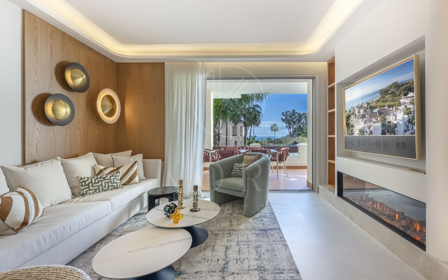 Modern Beachfront Apartment in Bahía del Velerín