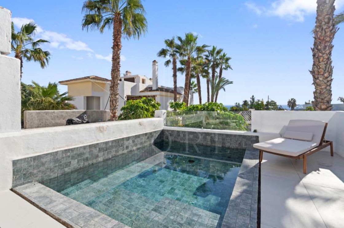 Ansamblu în El Paraiso, Estepona East